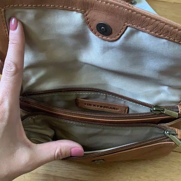 NWT lucky brand leather purse - Picture 5 of 6